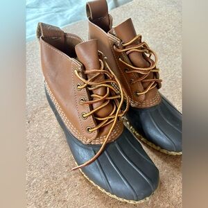 Women's Bean Boots, 6" size 8